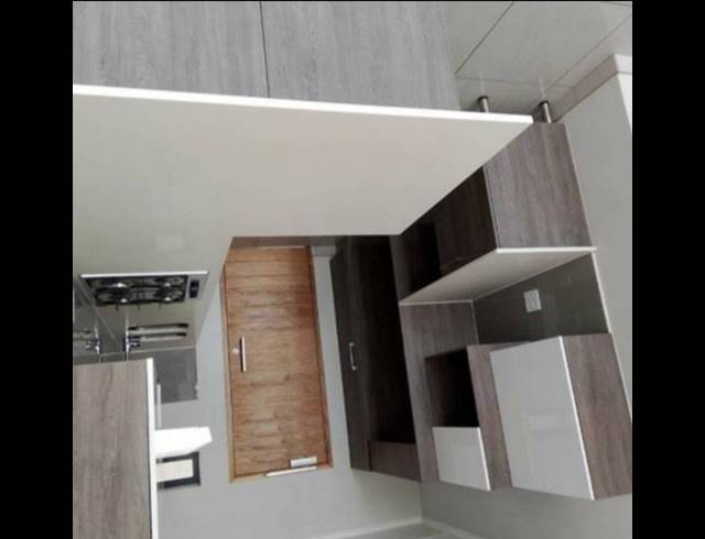 3 BEDROOM APARTMENT FOR SALE IN GLEN MARAIS